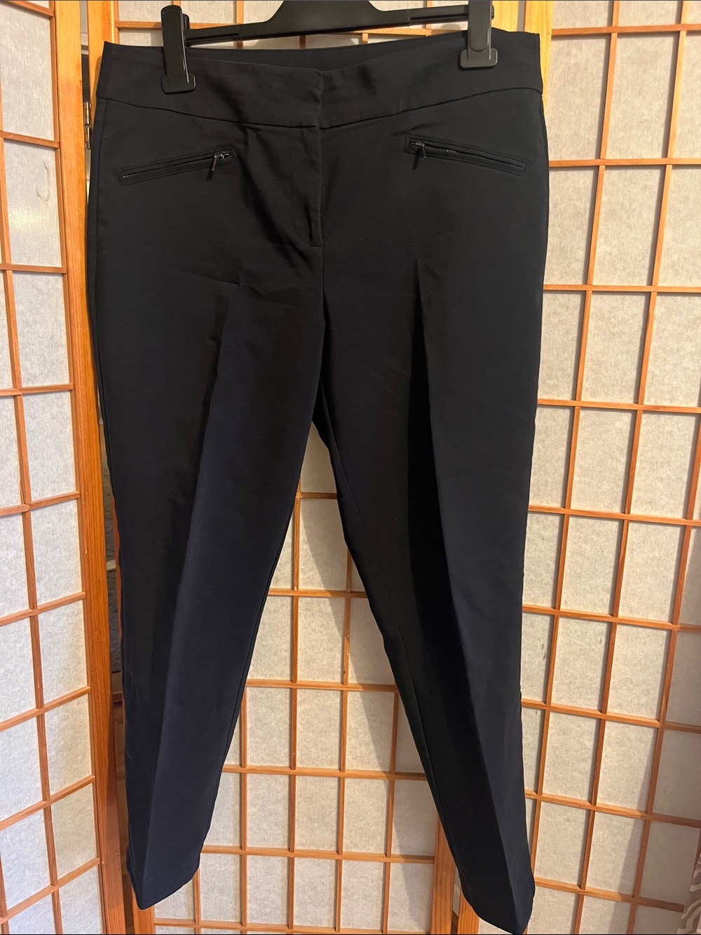 Ann Taylor classic cropped black dress pant 10